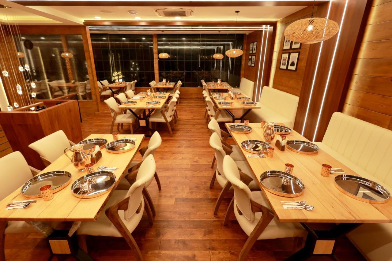 Wooden Ecr Sea Resort Puduččéri Exteriér fotografie