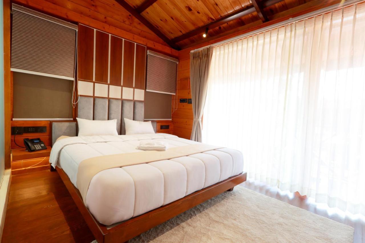 Wooden Ecr Sea Resort Puduččéri Exteriér fotografie